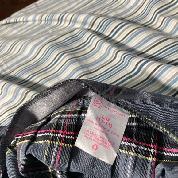 Gray school skirt never worn - Picture 3 of 3